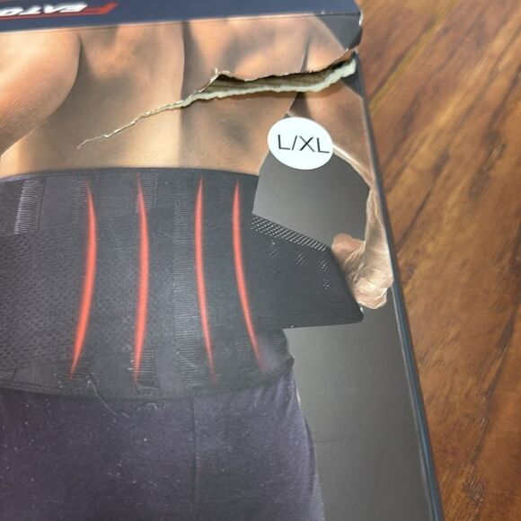 NWT Adjustable Back Brace Support Belt Lumbar Support Back Black Large / XL - Picture 8 of 11